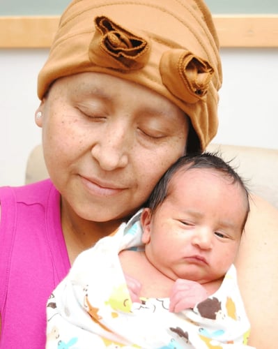 Gardeina-and-child