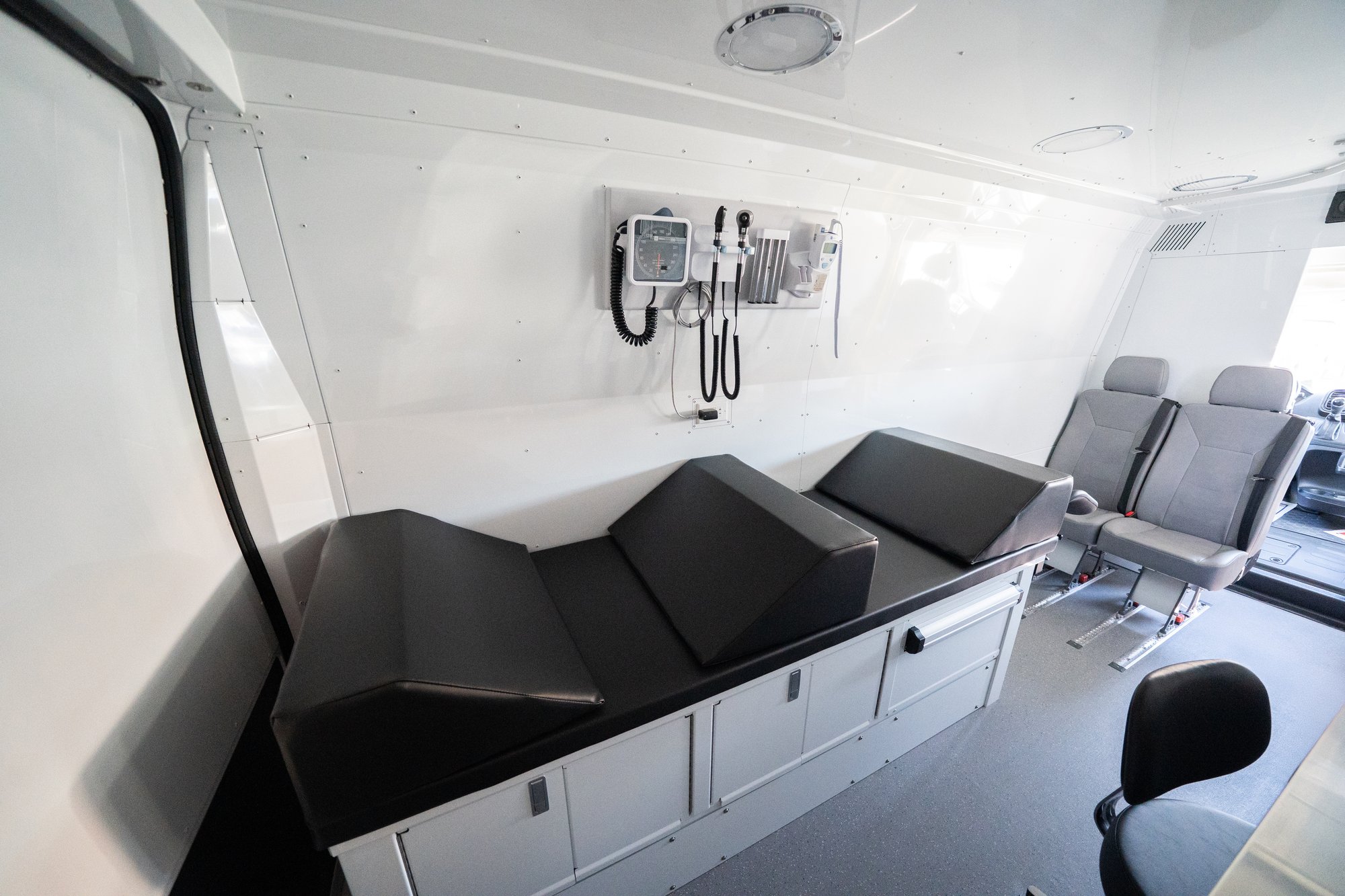 MobileClinic-5